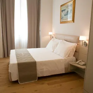 https://boutique-hotel-enia.it-tuscanyhotel.com